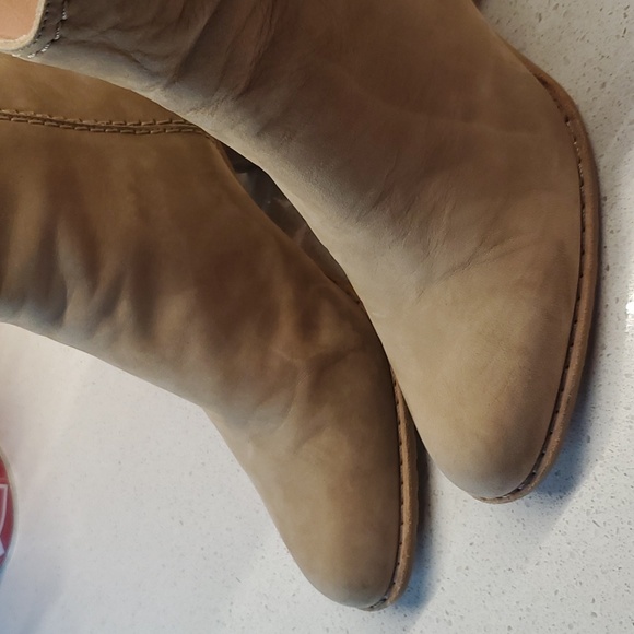 STUART WEITZMAN suede leather booties (sz 8M) - Picture 6 of 10